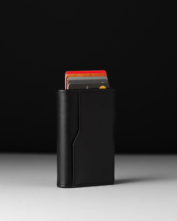 BILLETERA DE CUERO GENUINO LOKI BLACK