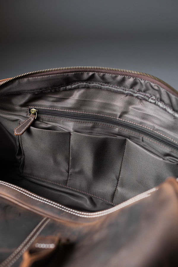 BOLSO DE CUERO GENUINO TYR DARK BROWN