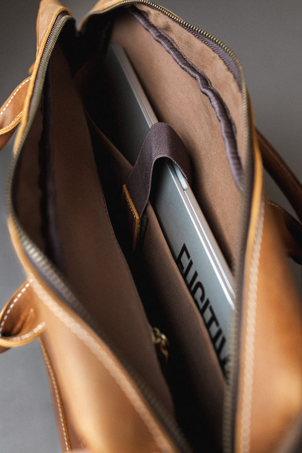 MALETÍN DE CUERO GENUINO HUGIN