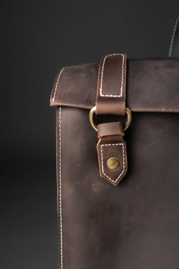 MOCHILA DE CUERO GENUINO FREYJA