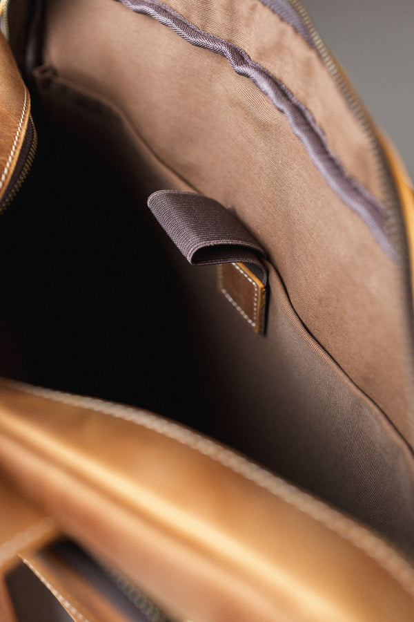 MALETÍN DE CUERO GENUINO HUGIN